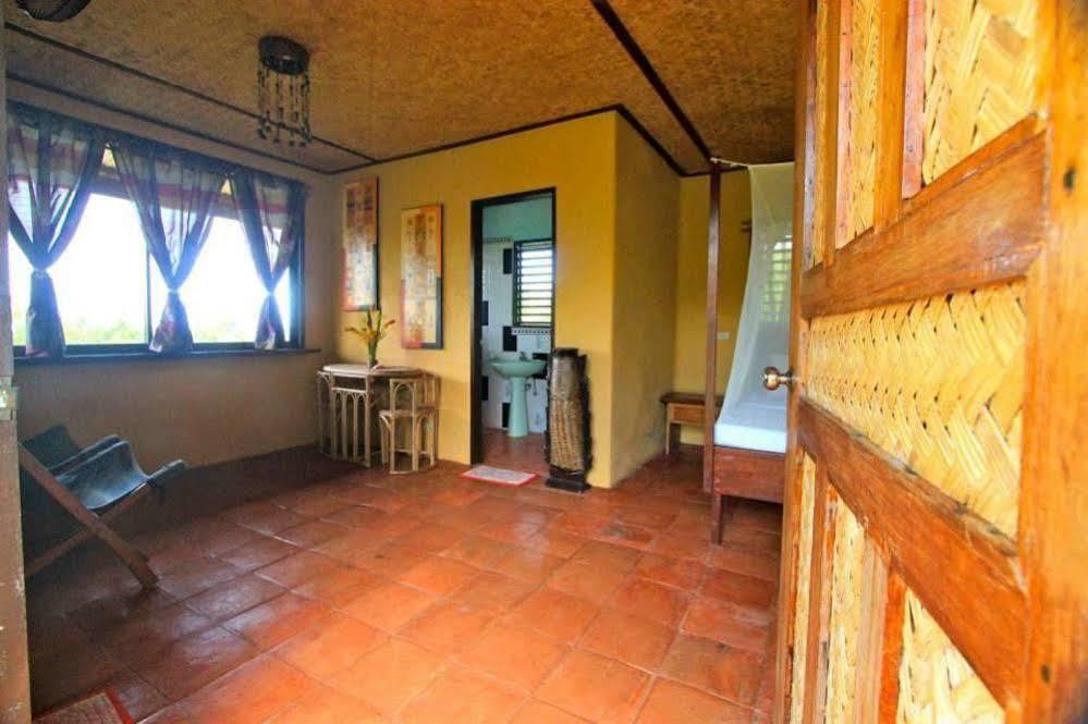 Casa Rosa Taytay Ξενοδοχείο Palawan Εξωτερικό φωτογραφία
